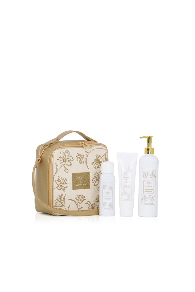 Trousse under the jasmine